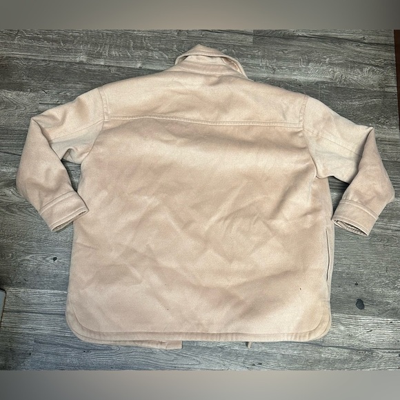 Abercrombie & Fitch Beige Shirt Jacket - Picture 2 of 12